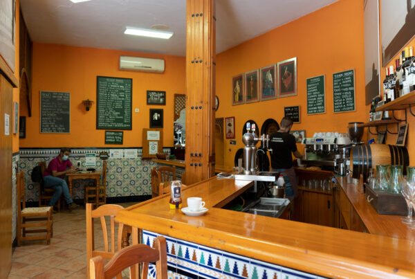 Bodega Aranda - Reparación y Pintura